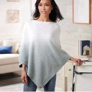 NWT Barefoot Dreams Cozy Chic Lite Ocean Breeze Poncho in Ombré Waterfall